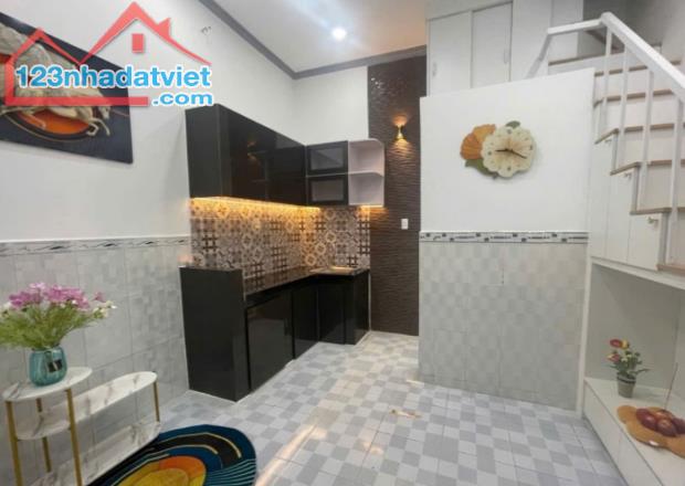 Chủ bán nhà 13m² sổ đẹp 3.5x3.5m Hẻm Bùi Quang Là P12 Gò vấp giá rẻ 1.95 tỷ bớt lộc. - 1