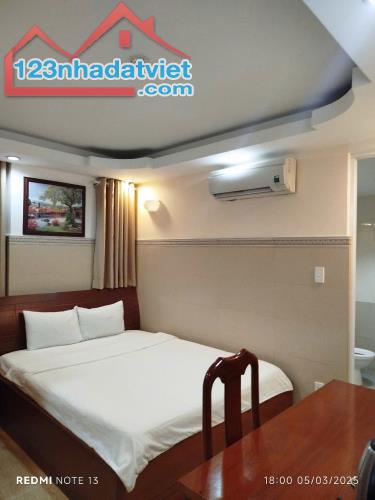 Bán Khách Sạn có 55 phòng, cho thuê 115 triệu 1 tháng - 4