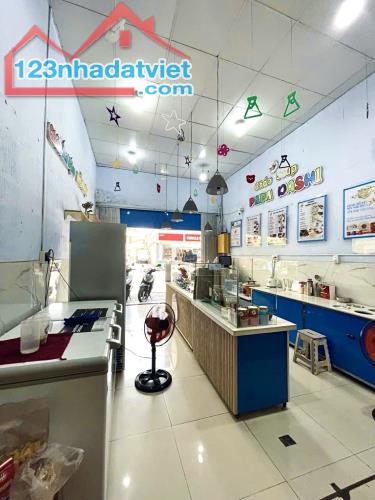 BÁN NHÀ MT Vườn Lài, Tân Phú 2 tầng 52m2 (4x13). Kinh doanh đỉnh. Giá chỉ 9,5 tỷ.
