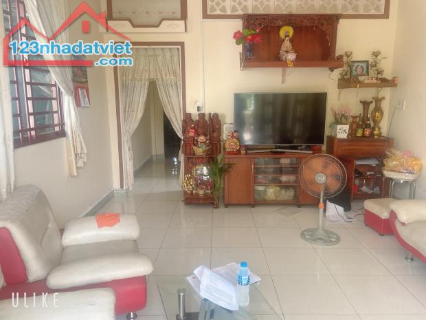 Bán nhà C4 ngộp bank Nguyễn Bình Nhà Bè 200m2 chỉ 5.999 tỷ - 2