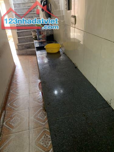 PHÒNG TRỌ KHÉP KÍN - FULL ĐỒ - NGÕ THỐNG NHẤT PHỐ ĐẠI LA, HBT - 2.5 TRIỆU - 3