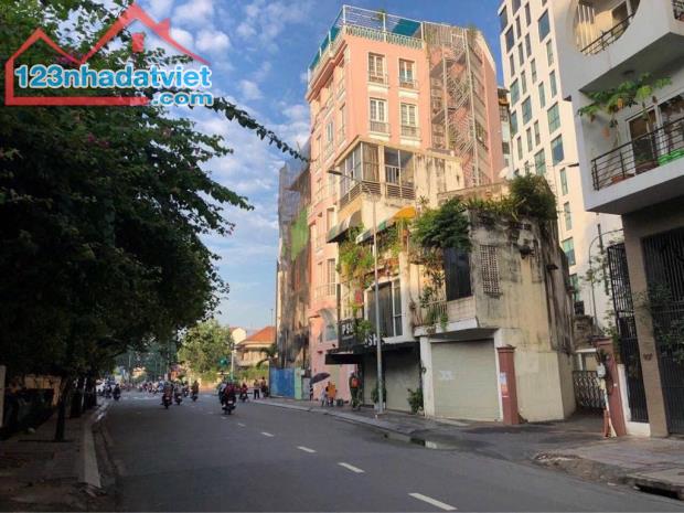 NHÀ MẶT TIỀN GÓC NGÃ TƯ TRẦN QUỐC TOẢN & NAM KỲ KHỞI NGHĨA – VỊ TRÍ VÀNG QUẬN 3