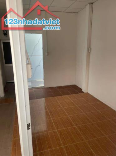 NHÀ ĐẸP – GIÁ TỐT - CHÍNH CHỦ CẦN BÁN CĂN NHÀ  RIÊNG TẠI Phường 1, Quận 10, TP.HCM - 3