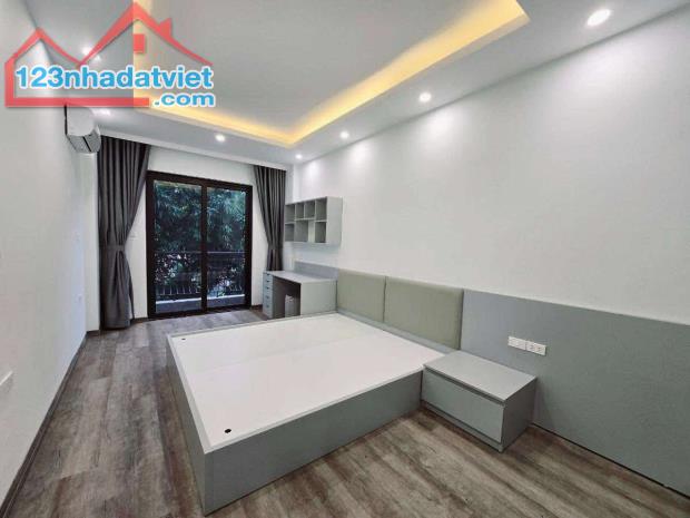 Bán nhà phố VIP Nguyễn Trãi, ngõ ô tô, 2 thoáng, thiết kế hiện đại, 68m²*6T*20tyr