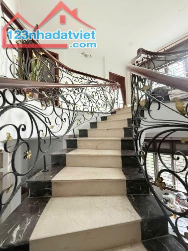 📣📣📣BIỆT THỰ SÂN VƯỜN - 600M2 NGANG HƠN 9 MÉT - NỞ HẬU TÀI LỘC - MẶT TIỀN LIÊN KHU 2-5 - 1