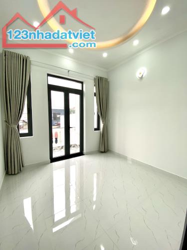 🌼🏘NHÀ 2 TẦNG MÁI THÁI KIỂU ÂU - NỞ HẬU TÀI LỘC- MẶT TIỀN THỚI AN 11 - CÓ SÂN TRƯỚC RỘNG - 2