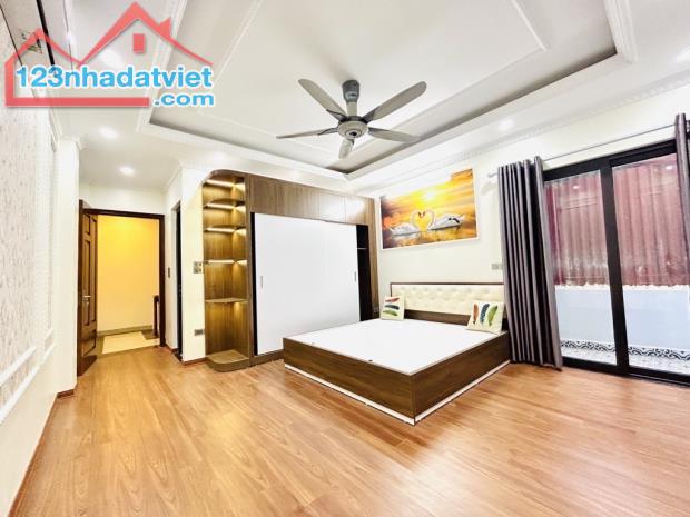 PHỐ MINH KHAI GẦN Ô TÔ 44M2 5 TẦNG FULL NỘI THẤT 8,1 TỶ - 1