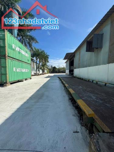CHO THUÊ NHÀ XƯỞNG TẠI PHÚ GIÁO – BÌNH DƯƠNG  DIỆN TÍCH LỚN, CÓ SẴN MÁY MÓC, PCCC ĐẦY ĐỦ - 1