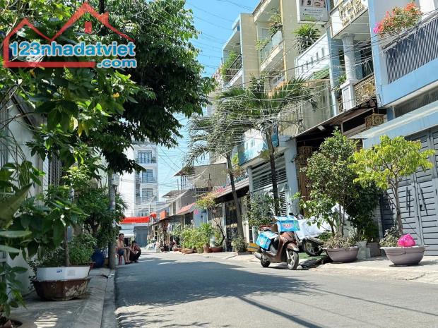 Bán GẤP nhà 4 lầu, 100m2 HXT Phạm Văn Bạch. Tân Bình. khu hiếm nhà bán - 4