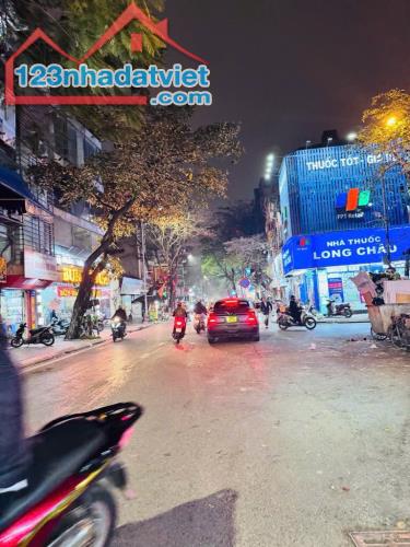 Nhà Ba Đình 30m2 x 4 tầng - Cách mặt phố 20M.