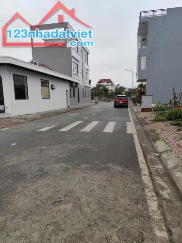Bán đất đấu giá Kha Lâm 3, mặt trục đầu gần công viên