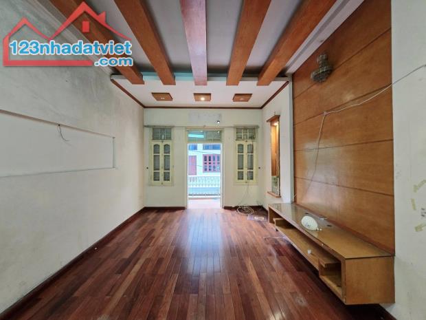 BÁN GẤP PHÂN LÔ LÊ TRỌNG TẤN - Ô TÔ TRÁNH NHAU– 63M2 x 5 TẦNG NHÀ MỚI - NGÕ THÔNG KINH - 2