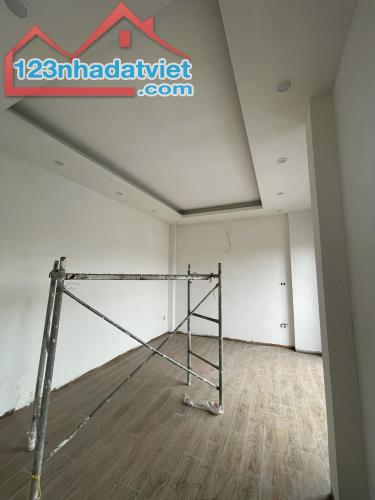 NHÀ ĐẸP NGÕ NÔNG, GẦN PHỐ – NHẬN NHÀ Ở NGAY quận Hoàng mai. - 2