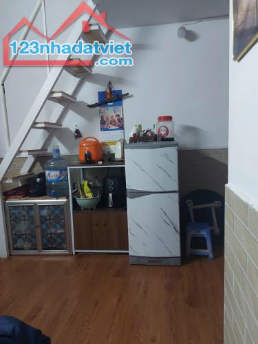 NGUYỄN ĐỨC CẢNH - LÔ GÓC - MẶT TIỀN RỘNG - THOÁNG SÁNG - SÂN ĐỖ XE TĂNG - SÁT Ô TÔ - 2