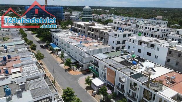 Nhà 1 trệt 2 lầu khu đô thị Hưng Phú - 1