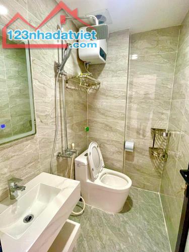 BÁN NHÀ 🏠 MỚI XÂY PHỐ HOÀNG HOA THÁM - 6 TẦNG THANG MÁY, FULL NỘI THẤT CAO CẤP - 2