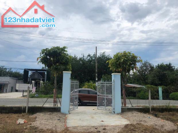ĐẤT ĐẸP - GIÁ TỐT - CHÍNH CHỦ Cần Bán Nhanh Lô Đất Mặt Tiền Vị Trí Tại Huyện Củ Chi, TP - 2