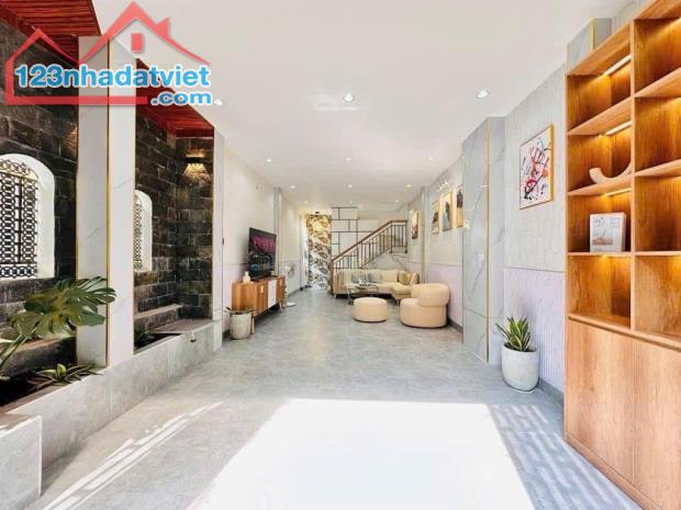 --Bán nhà phường 12 Tân Bình, đường Lê Lai (4,6*16) 5 tầng đẹp - 8,2 tỷ - 2