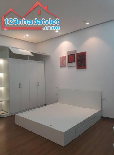 Bán nhà oto ngủ trong nhà, thang máy siêu sịn sò 55m x4 tầng mt quyền lực 5.5m - 3