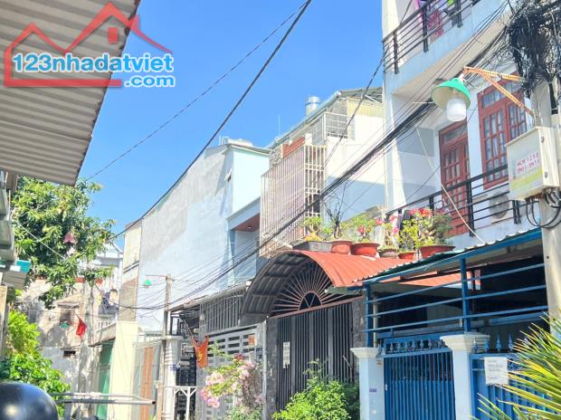 Chính chủ bán gấp căn 4PN sát Hiệp Thành City Q12 giá 4 tỷ