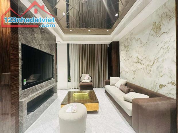 Lâm Hạ, Long Biên, 60m2, MT6m, 5 tầng, lô góc, ô tô tránh, kinh doanh, giá 13 tỷ