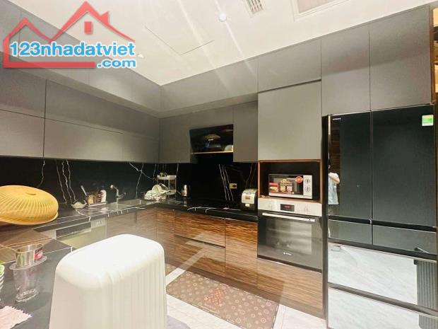 Lâm Hạ, Long Biên, 60m2, MT6m, 5 tầng, lô góc, ô tô tránh, kinh doanh, giá 13 tỷ - 1