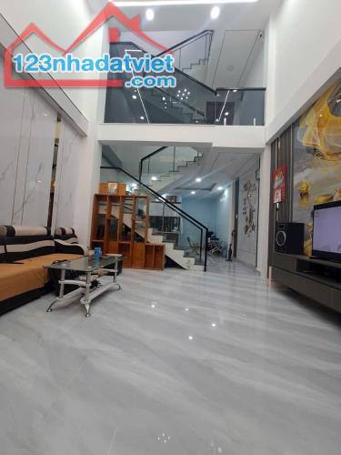 Nhà Thạnh Lộc..4ty3..(4.3×12)..53m2