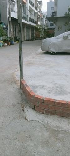 Nhà 1tret,1 lửng, 1 lầu, BTCT.đường rộng xe 25c quay đầu, hẻm 1/ rộng 6m - 10