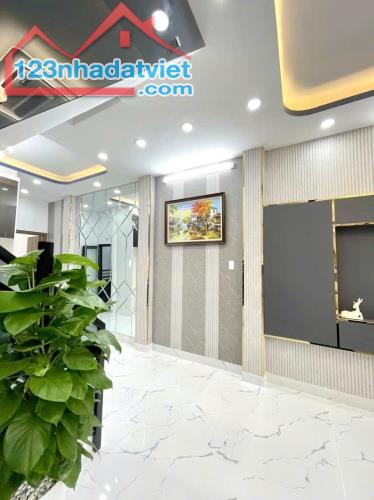 NHÀ PHỐ ĐẸP- HUỲNH TẤN PHÁT Nhà Bè, Đô Thị Nam SG  64m2  Nhỉnh hơn 4Tỷ - 4