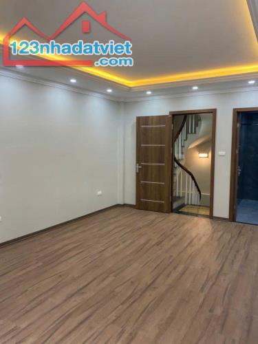 Nhà Mới Tinh - Hoàng Mai - 36m² - 5 Tầng - Mt 4.2m - Chỉ Việc Xách Vali Về Ở - 3