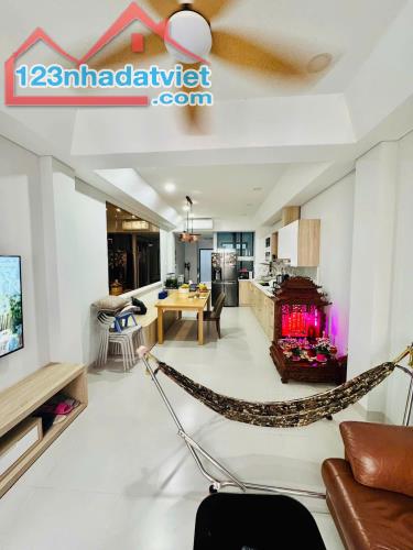 Bán nhà Hẻm đường Cao Thắng - Nguyễn Thị Minh Khai, 3.6x16m, 5 T - thang máy, 12.2 tỷ. - 2