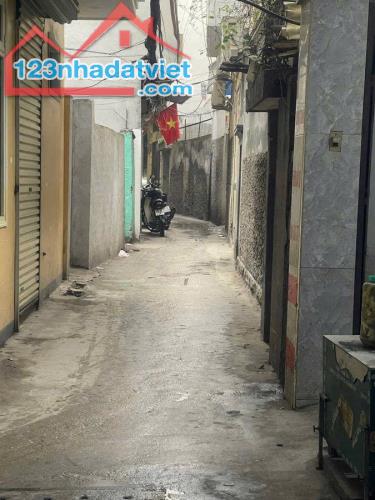 Bán nhà  Xã Đàn,Đống Đa ngõ thông 30m2 5 tầng nhỉnh 6tỷ - 1