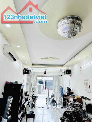 Nhà 3 tầng (4x19m NH 5.7m) mặt tiền QL50 P5Q8