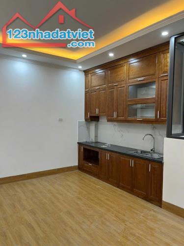 BÁN NHÀ ĐẸP KHƯƠNG HẠ, NGÕ THÔNG, GẦN Ô TÔ, 4 TẦNG GIÁ 8,2 TỶ