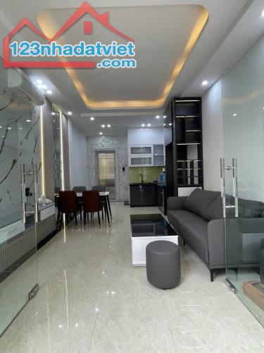 NHÀ ĐẸP KHƯƠNG HẠ, 7 TẦNG THANG MÁY, NGÕ NÔNG, 20M RA Ô TÔ GIÁ 9,3 TỶ