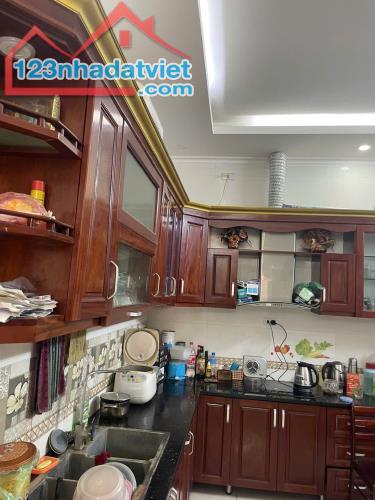 Cho thuê biệt thự Pháp Vân, Hoàng Mai 299 3.5 15 80 triệu/tháng - 3
