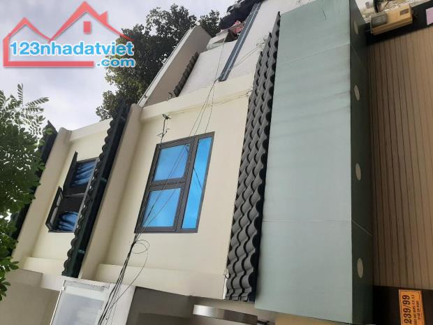 NHÀ MỚI ĐẸP TRUNG TÂM Q.3 - GẦN SIÊU THỊ COOPMART - CÁCH CHỢ HÒA HƯNG 300M - SÂN BAY TÂN S