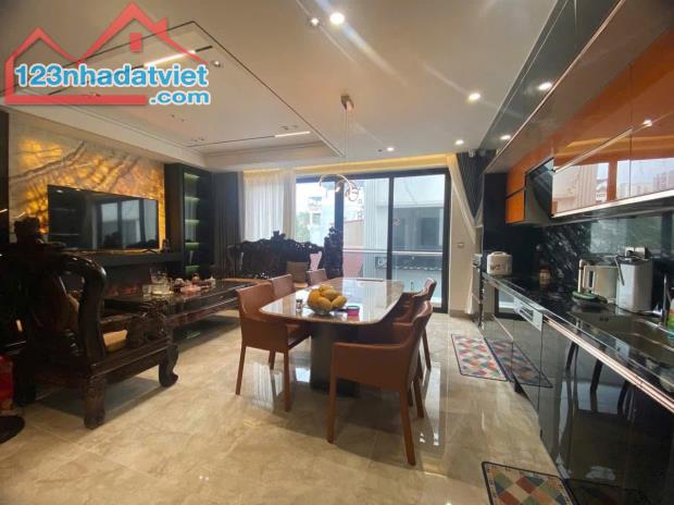 Bán Nhà Phố Ngọc Lâm 50m2 6T Dân Xây, Gara Thang Máy, Thông Nguyễn Văn Cừ Nhỉnh 18 Tỷ - 2