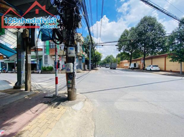 Bán nhà mặt tiền Bùi Hữu Nghĩa gần Cầu Hóa An, Biên Hòa, 155m2, giá 5 tỷ 900 - 2