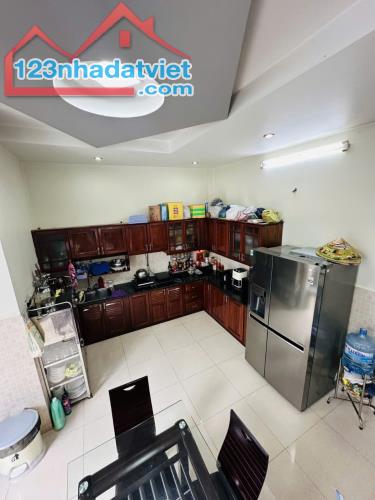 Bán Nhà MT Nguyễn Văn Trỗi Phường 11 Phú Nhuận  Giá 26 Tỷ - 5