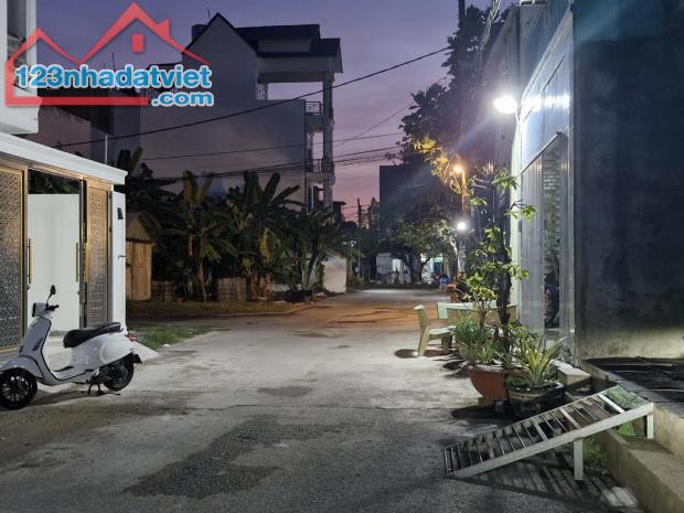Bán đất thổ cư 179m² đường Trường Lưu, Long Trường, Thủ Đức - 5.5 tỷ - 2