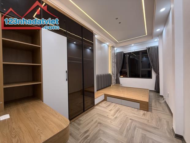 🌺🌺N.H.À CỰC ĐẸP Thịnh Quang TT ĐỐNG ĐA  - NGÕ THOÁNG DT :30M  + Nhà nằm ở vị trí trung t - 5