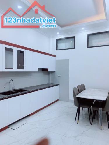 BÁN NHÀ KHƯƠNG HẠ, THANH XUÂN, NGÕ 3 GÁC, 150M RA VŨ TÔNG PHAN. 45M2, 7.7TỶ(CTL) - 1