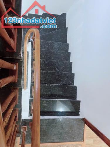 BÁN NHÀ KHƯƠNG HẠ, THANH XUÂN, NGÕ 3 GÁC, 150M RA VŨ TÔNG PHAN. 45M2, 7.7TỶ(CTL) - 3
