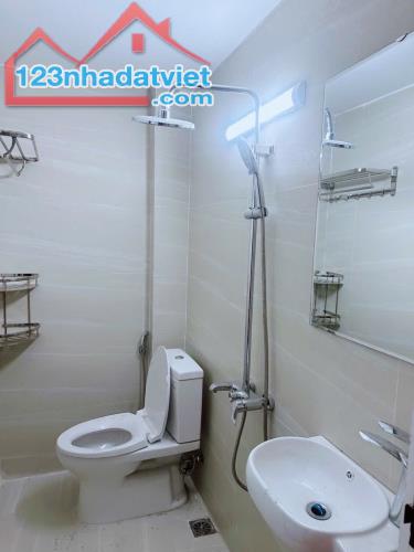 BÁN NHÀ KHƯƠNG HẠ, THANH XUÂN, NGÕ 3 GÁC, 150M RA VŨ TÔNG PHAN. 45M2, 7.7TỶ(CTL) - 4