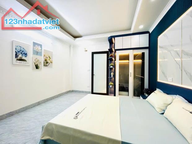 SIÊU HIẾM: NHÀ PHÂN LÔ DƯƠNG VĂN BÉ 35m2; MT: 4m, 5tầng, 6,28 tỷ - 1