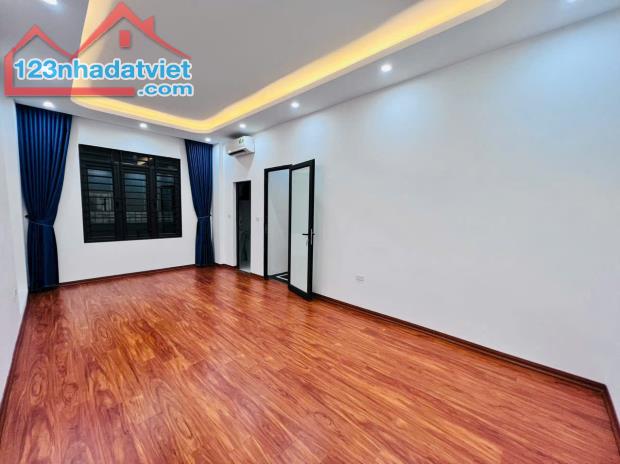 BÁN MẶT PHỐ VIP THỤY KHUÊ TÂY HỒ VỈA HÈ RỘNG KINH DOANH ĐỈNH 38M2 x4T CHỈ 16,6 TỶ - 2