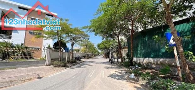 BÁN 105m ĐẤT ĐẤU GIÁ TỨ HIỆP THANH TRÌ LÔ GÓC 3 MẶT ÔTÔ KINH DOANH ĐỈNH CHỈ 24 TỶ - 2