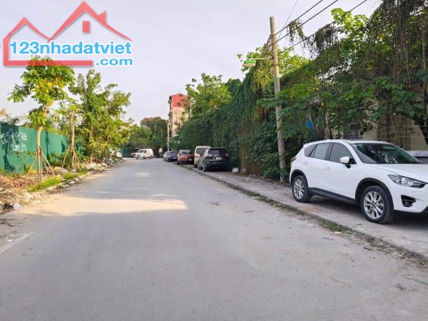 Hàng cực hiếm, đất ô tô vào Tây Mỗ Nam Từ Liêm, 64m2 mặt tiền 5m, giá đầu tư - 2