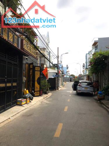 số nhà tài lộc mặt tiền bình tân,3 tầng, 4x15, gần aeon tân phú, đường 10m, nhỉnh 5.x tỷ - 2